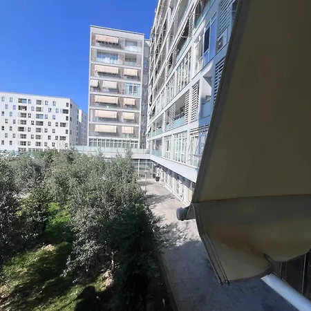 Maison Kika 2 地拉那